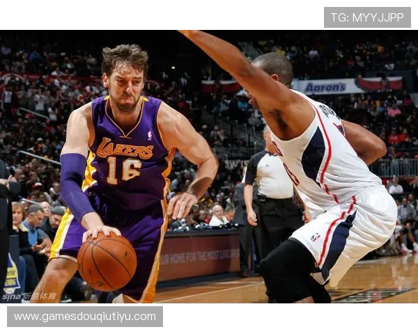 斗球体育直播平台官网下载免费版，海量体育赛事随时在线观看