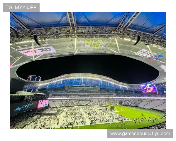 体验斗球体育手机版官方正版带来的高清画质和流畅操作，享受极致的体育娱乐体验